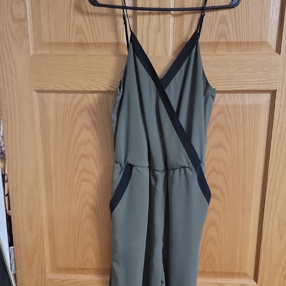 BarIII Stylish Olive Green Jumpsuit